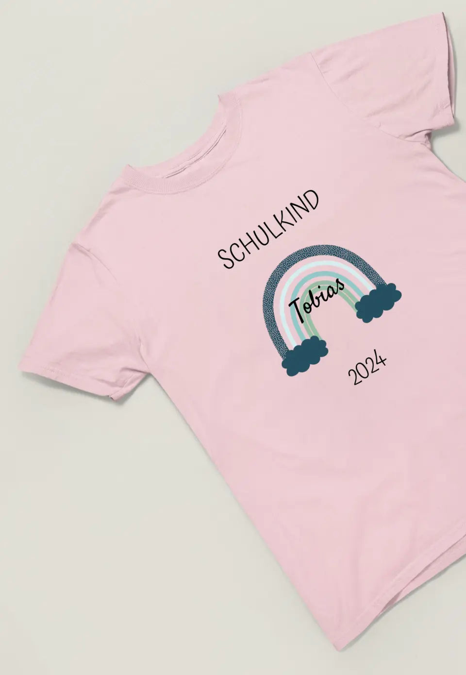 Personalisiertes Schulkind T-Shirt mit Regenbogenmotiv