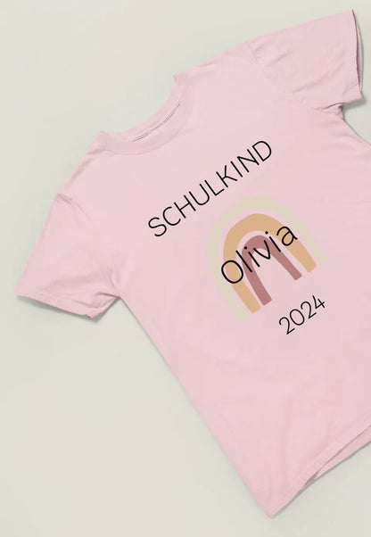 Personalisiertes Schulkind T-Shirt - mit einfachem Regenbogenmotiv